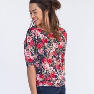 {2 for $10} A&D navy rose Dolman 3xl